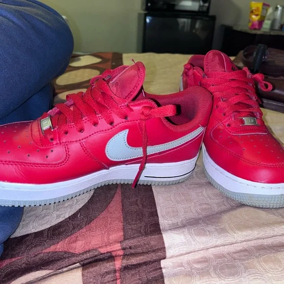Nike | Shoes | Worn 3 Times Just Dont Like Them | Poshmark display picture 3